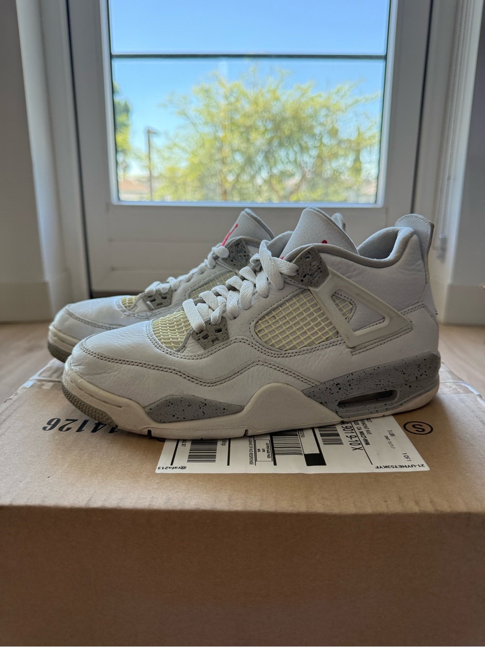 Air Jordan 4 Retro White Oreo (2021)